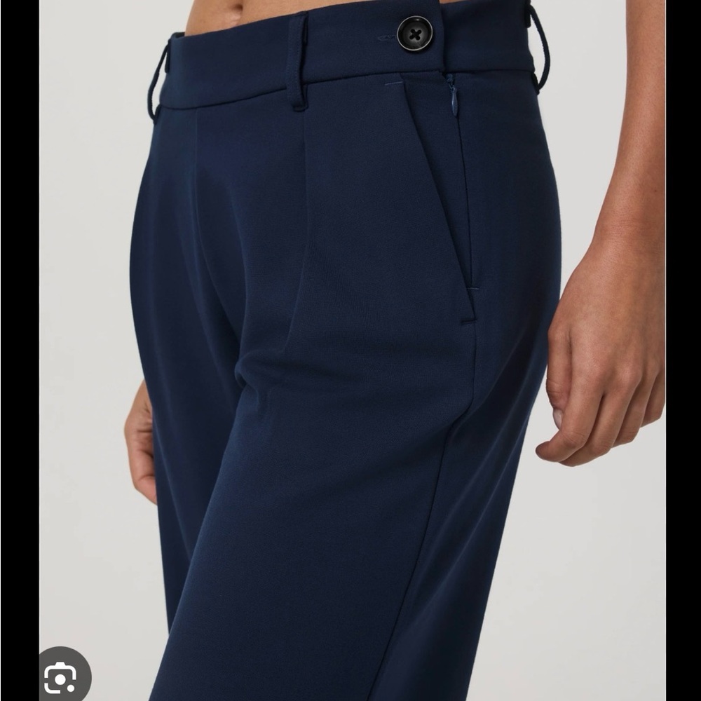 NWT Vuori Maven WideLeg Pants, navy blue coast S - Picture 2 of 6